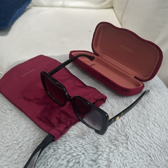 Gucci sunglasses - Picture 3 of 5